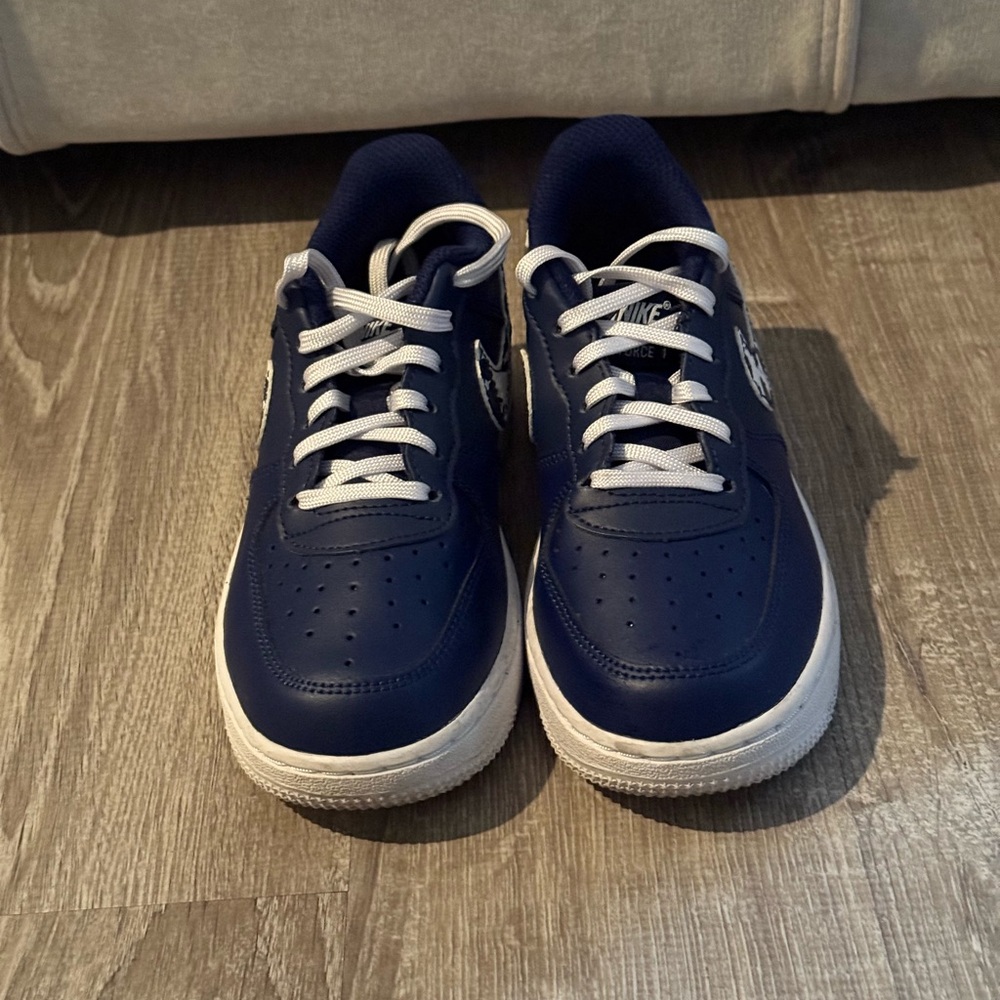 Nike Navy and White Athletic Shoes